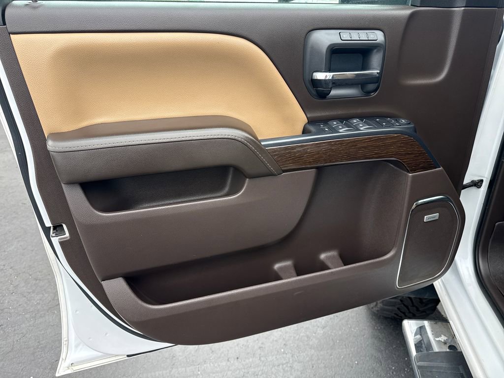 Used 2019 GMC Sierra 2500 Denali w/ Duramax Plus Package AWD/4WD image 26