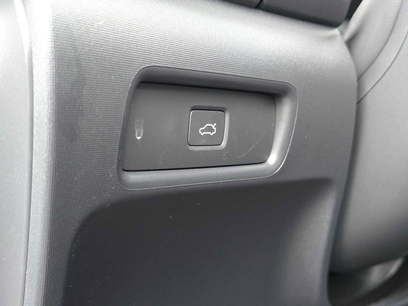 Used 2023 Polestar Polestar 2 w/ Pilot Pack FWD image 25