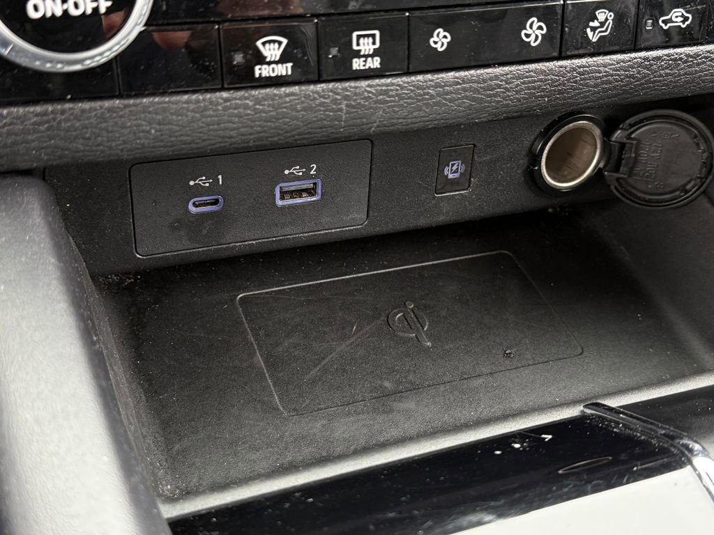 Used 2024 Mitsubishi Outlander SE image 29