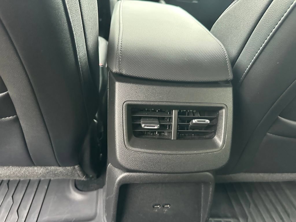 Used 2025 Chevrolet Equinox EV LT w/ Convenience Package FWD image 22