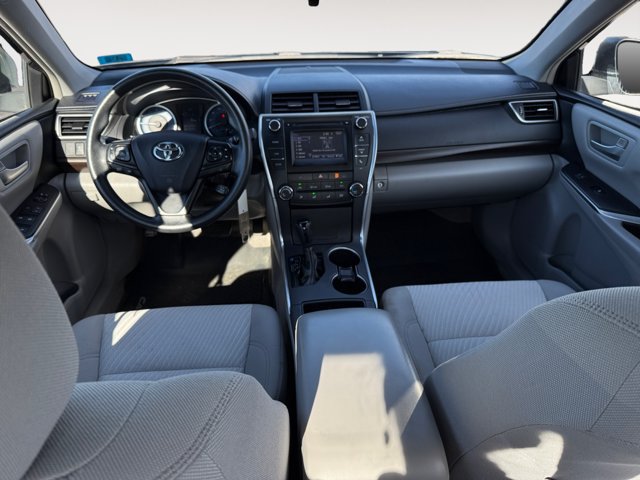 Used 2017 Toyota Camry LE FWD image 9
