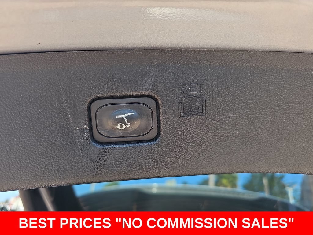Used 2022 Ford Edge Titanium w/ Equipment Group 301A AWD/4WD image 13