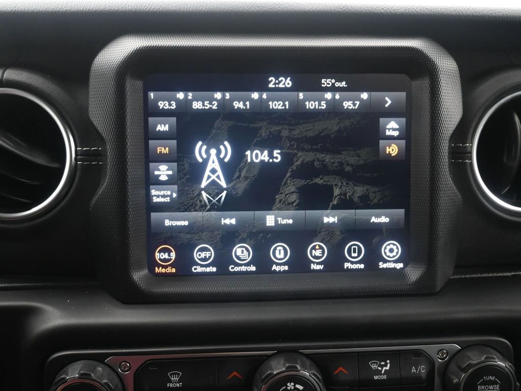 Used 2022 Jeep Wrangler Unlimited Sahara image 18