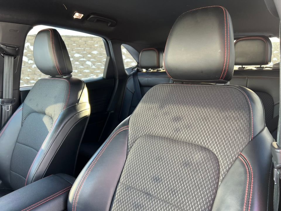 Certified 2023 Ford Escape ST-Line Select image 11