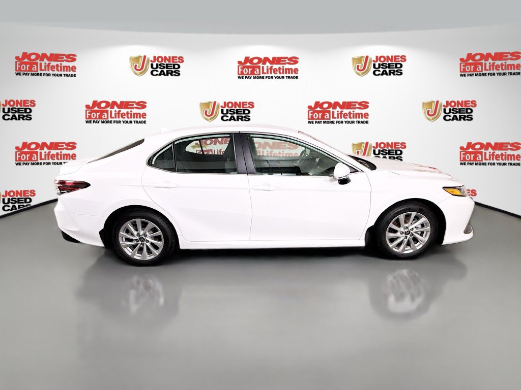Used 2024 Toyota Camry LE w/ Convenience Package FWD image 15