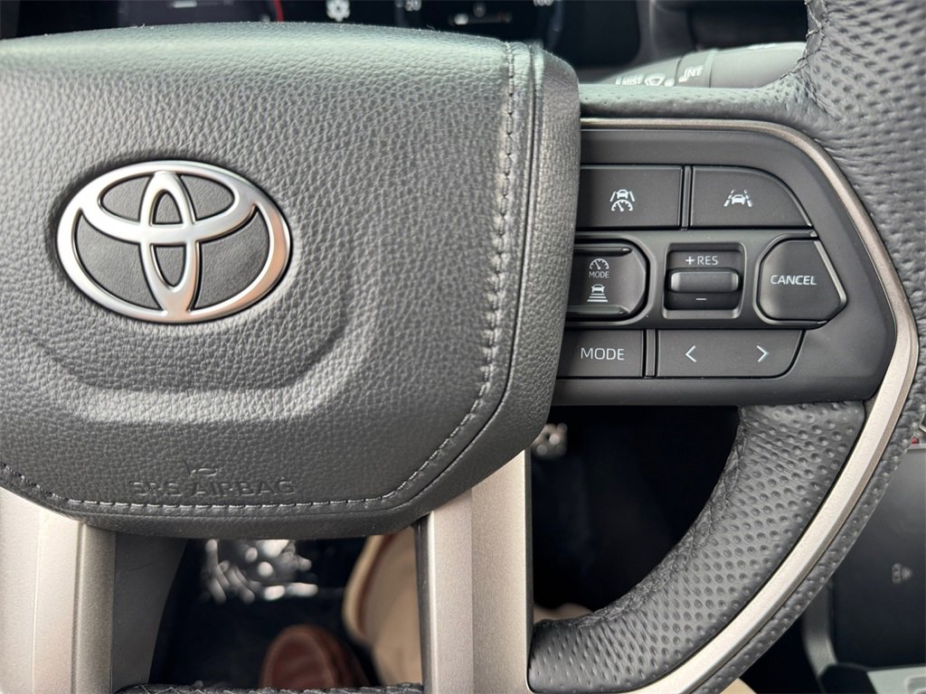 Used 2024 Toyota Tacoma TRD Sport image 30