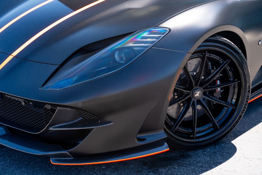 Used 2023 Ferrari 812 GTS RWD image 3