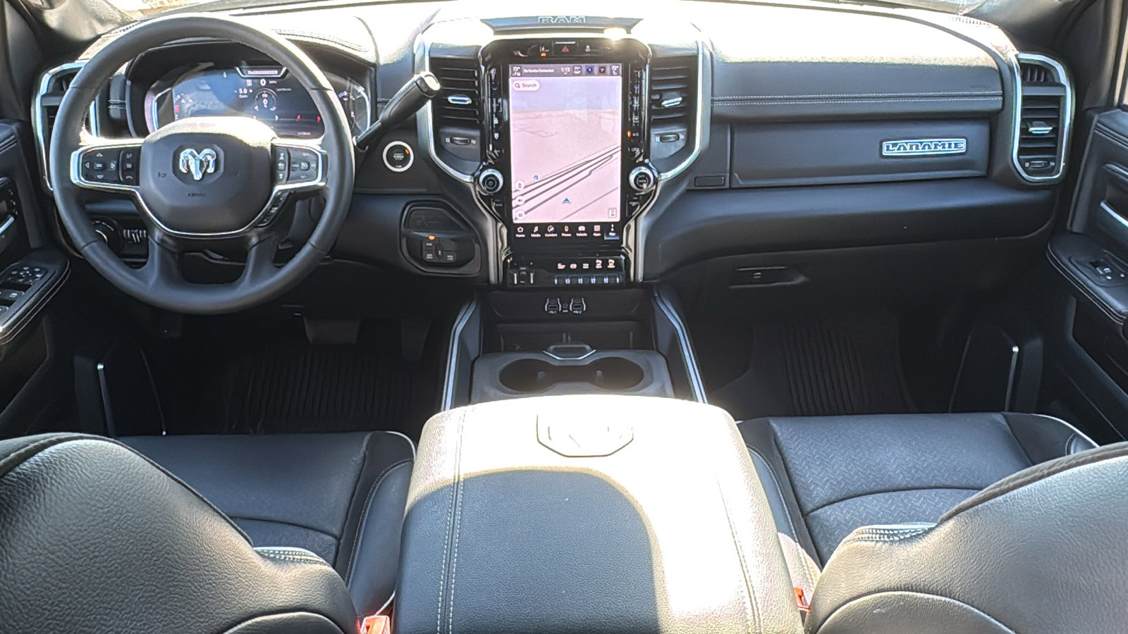 Used 2025 RAM 3500 Laramie w/ Night Edition image 17