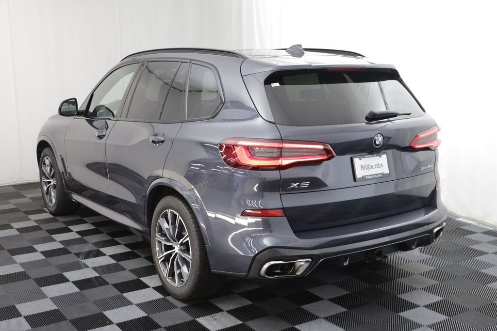 Used 2019 BMW X5 xDrive50i w/ M Sport Package AWD/4WD image 17