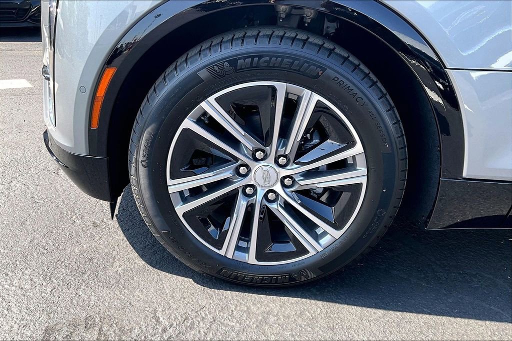 New 2026 Cadillac Lyriq Luxury image 13