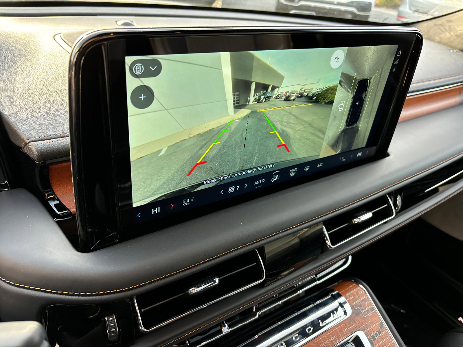 New 2025 Lincoln Aviator Black Label image 22