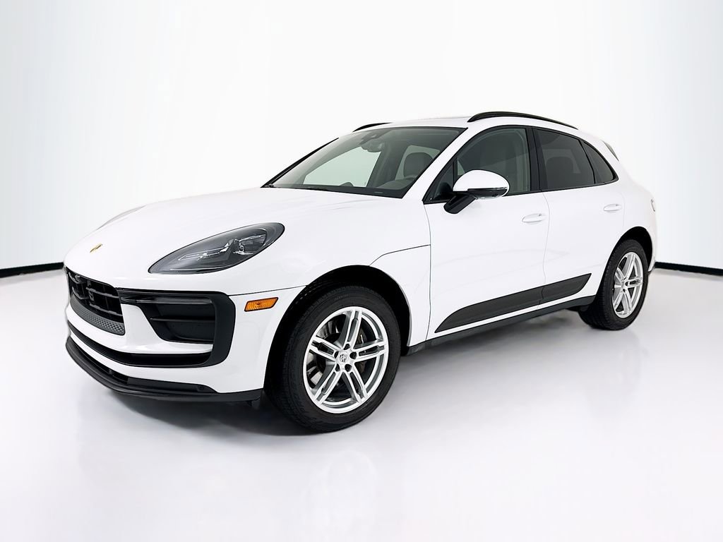 Certified 2023 Porsche Macan Turbo AWD/4WD image 1
