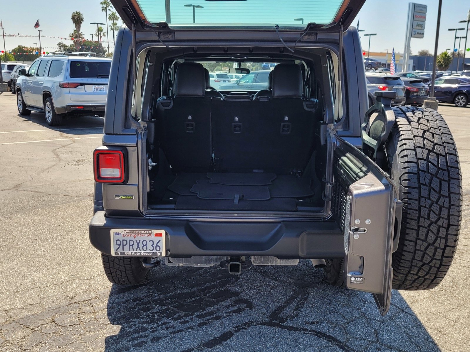 Used 2021 Jeep Wrangler Unlimited Sport image 10