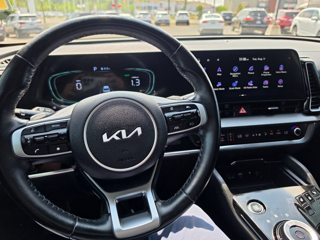 Certified 2023 Kia Sportage EX AWD/4WD image 17