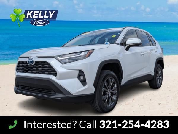 Used 2023 Toyota RAV4 XLE Premium image 1