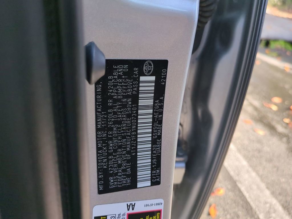 Certified 2022 Toyota Avalon XLE image 30