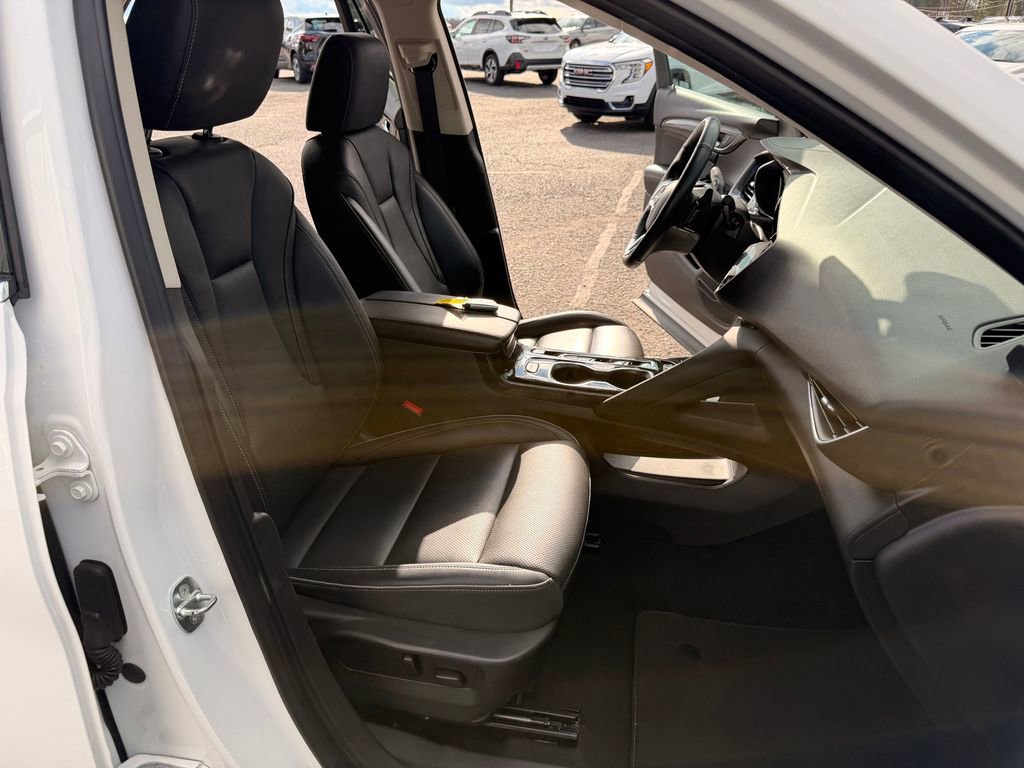 Used 2023 Buick Envision Essence FWD image 28