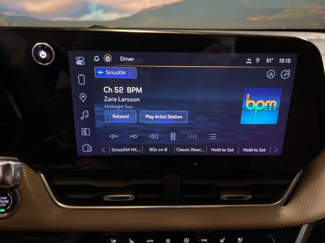 Used 2025 Chevrolet Equinox ACTIV w/ Safety and Technology Package image 35