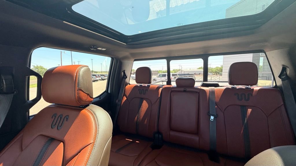 Used 2018 Ford F150 King Ranch w/ Equipment Group 601A Luxury AWD/4WD image 30