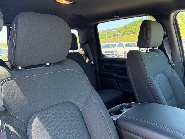 New 2026 RAM 1500 Express AWD/4WD image 23