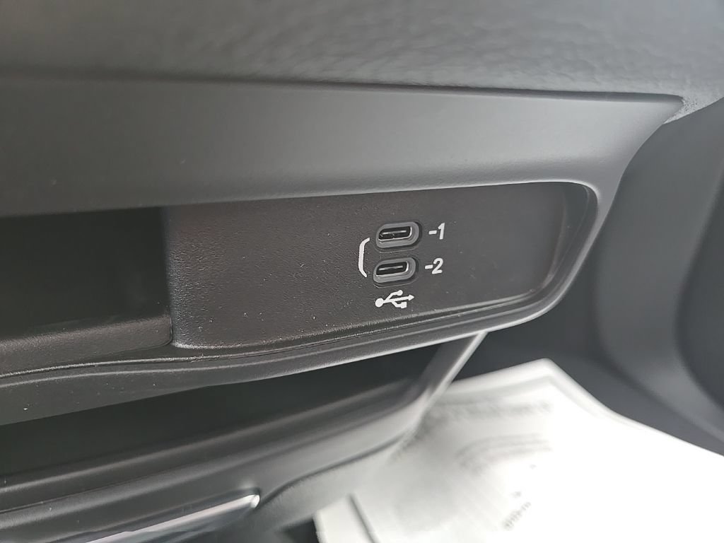 New 2026 Chrysler Pacifica Select w/ S Appearance Package FWD image 58
