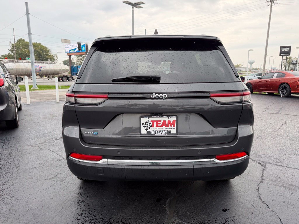 Used 2024 Jeep Grand Cherokee Limited 4xe AWD/4WD image 6
