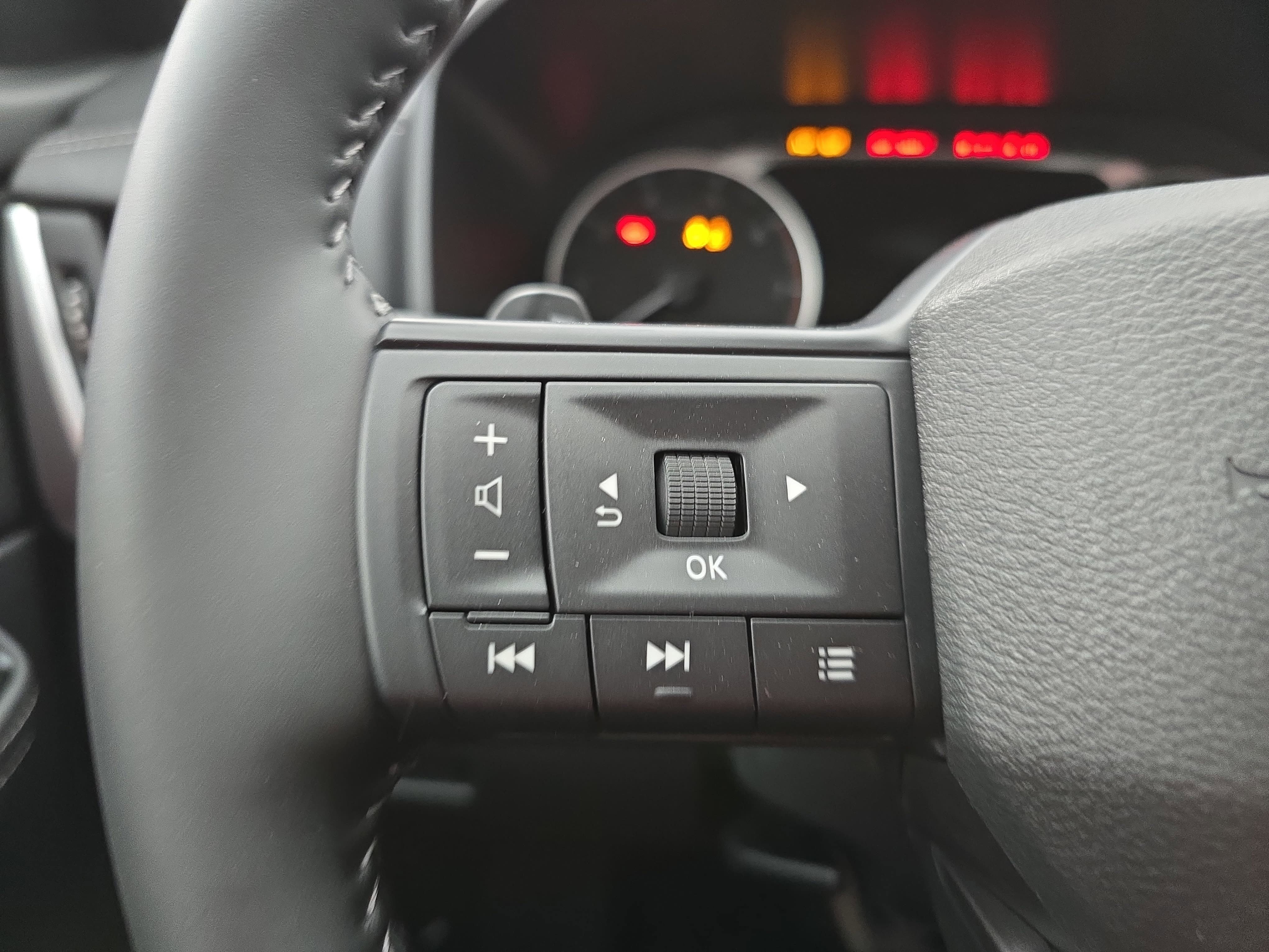 New 2026 Nissan Rogue SV FWD image 17