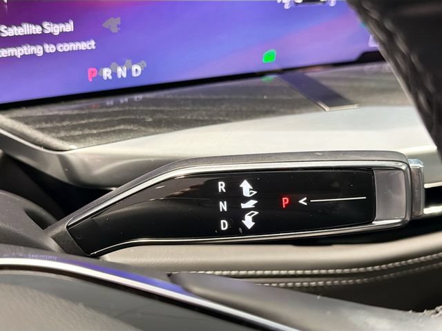 Certified 2025 Cadillac Escalade IQ Sport 1 w/ LPO, ONYX Package AWD/4WD image 16