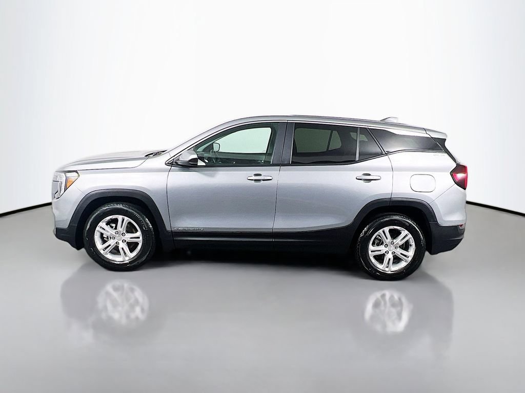 Used 2024 GMC Terrain SLE FWD image 8
