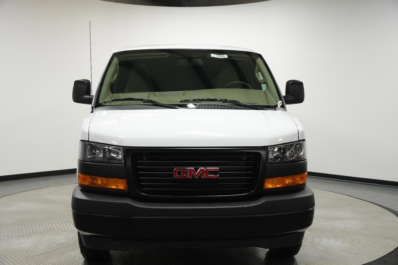 New 2026 GMC Savana 2500 Extended RWD image 2