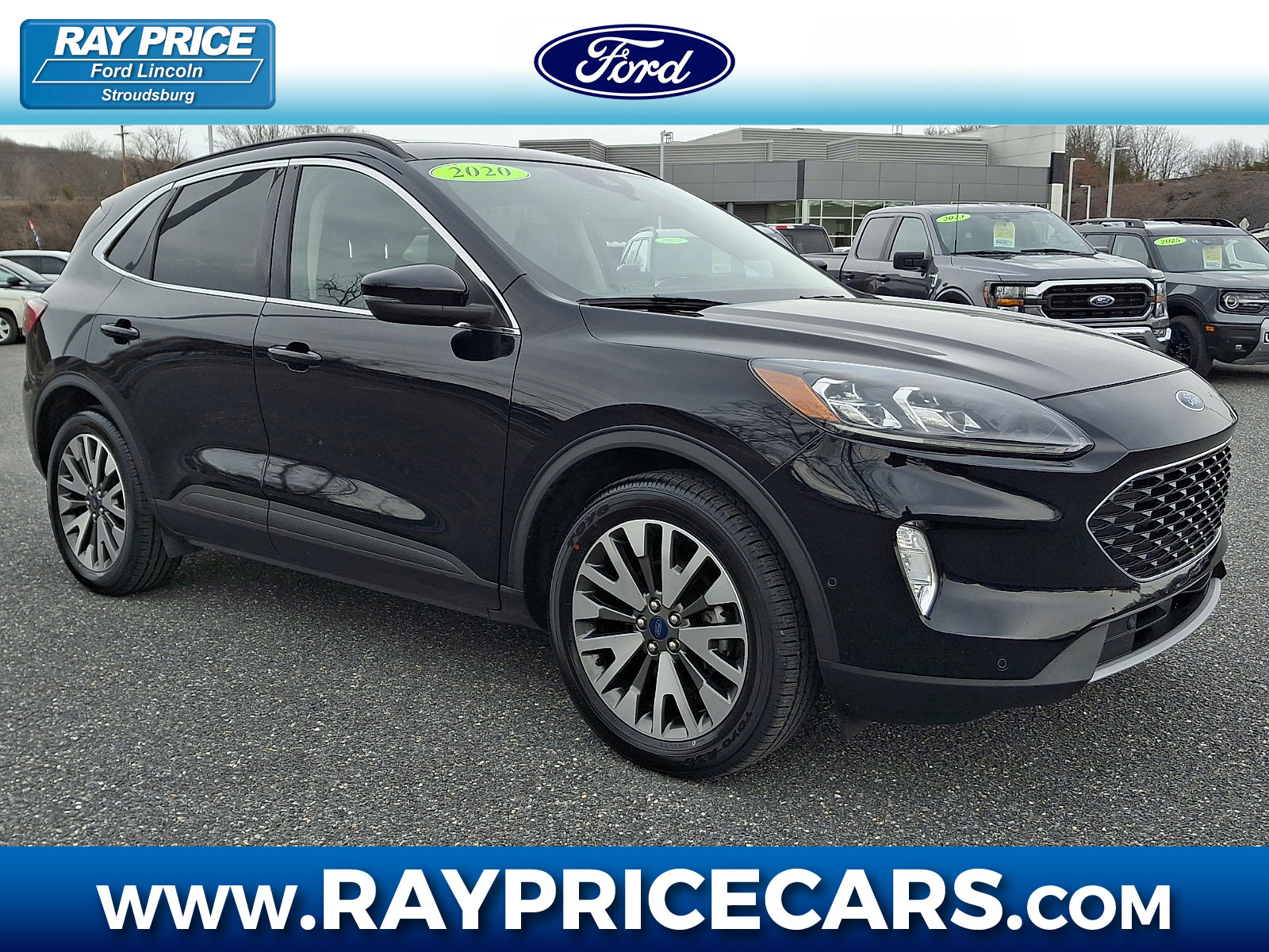 Used 2020 Ford Escape Titanium image 1