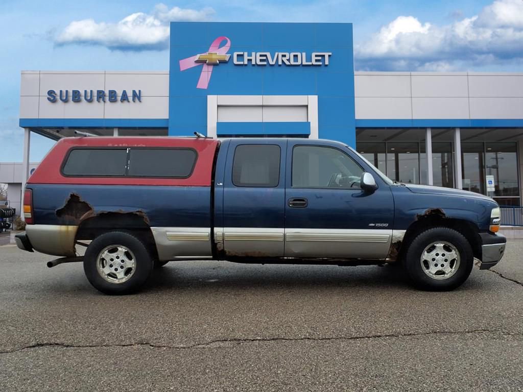 Used 2001 Chevrolet Silverado 1500 LS w/ Firm Ride Suspension Pkg image 4