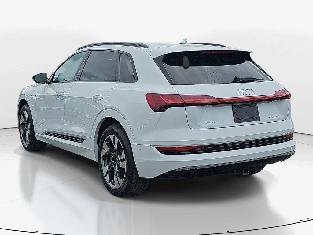 Used 2021 Audi e-tron Premium w/ Convenience Plus Package AWD/4WD image 8