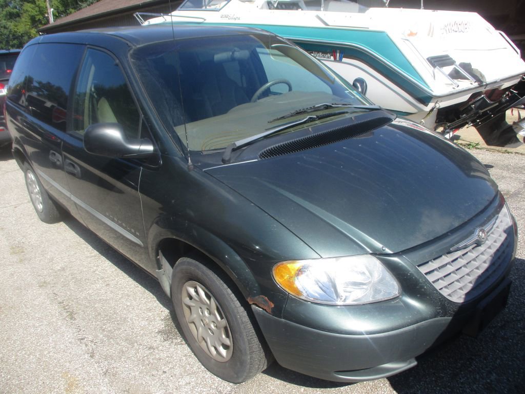 Used 2001 Chrysler Voyager