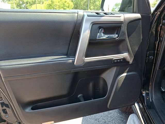Used 2022 Toyota 4Runner Limited AWD/4WD image 14