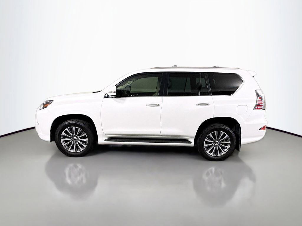 Used 2023 Lexus GX 460 Luxury w/ Accessory Package image 8