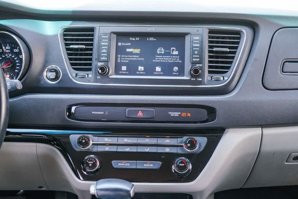 Used 2020 Kia Sedona EX FWD image 12