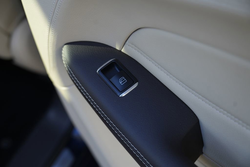 Used 2017 Mercedes-Benz GLE 400 4MATIC image 33