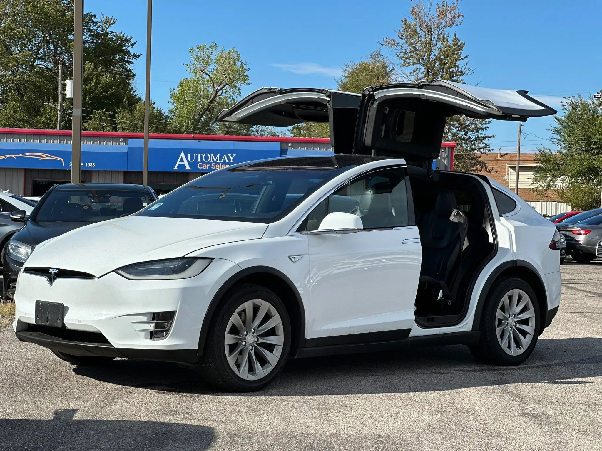Used 2016 Tesla Model X 75D AWD/4WD image 1