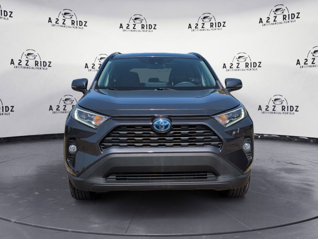 Used 2021 Toyota RAV4 XLE image 2