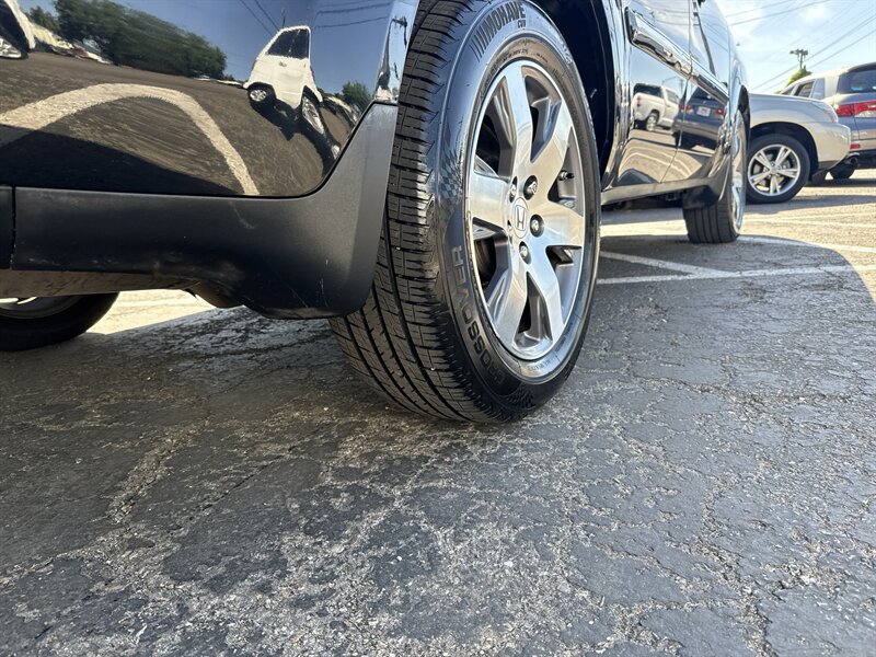 Used 2015 Honda Pilot Touring image 23