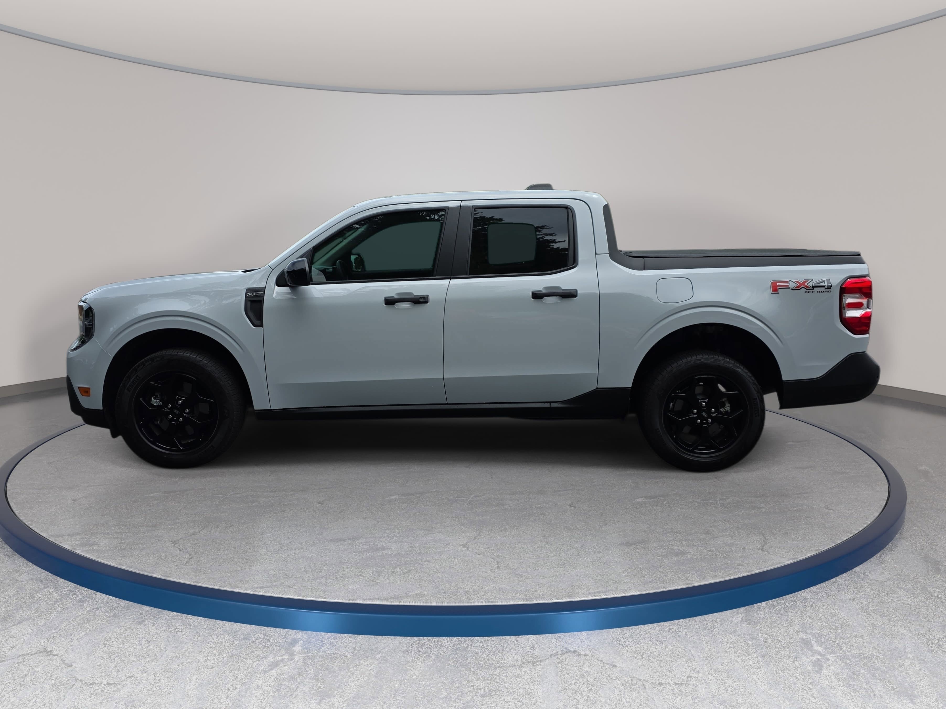Used 2025 Ford Maverick XLT w/ XLT Luxury Package AWD/4WD image 8