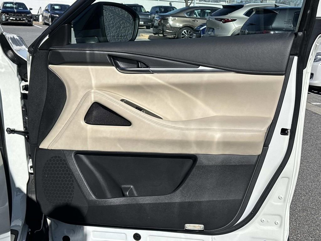 Used 2023 INFINITI QX60 Luxe w/ Cargo Package image 39