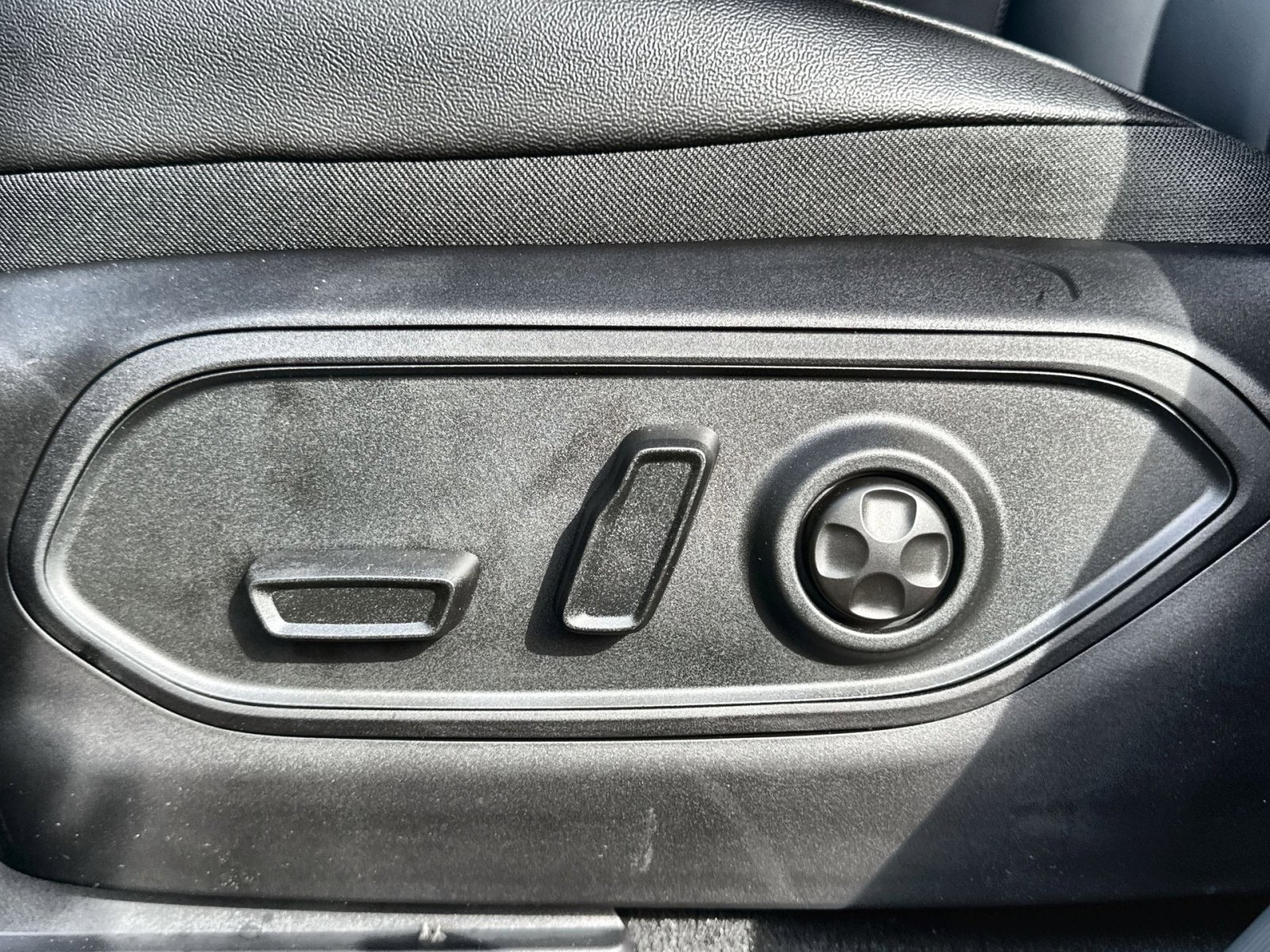 New 2025 Jeep Grand Cherokee Limited image 14