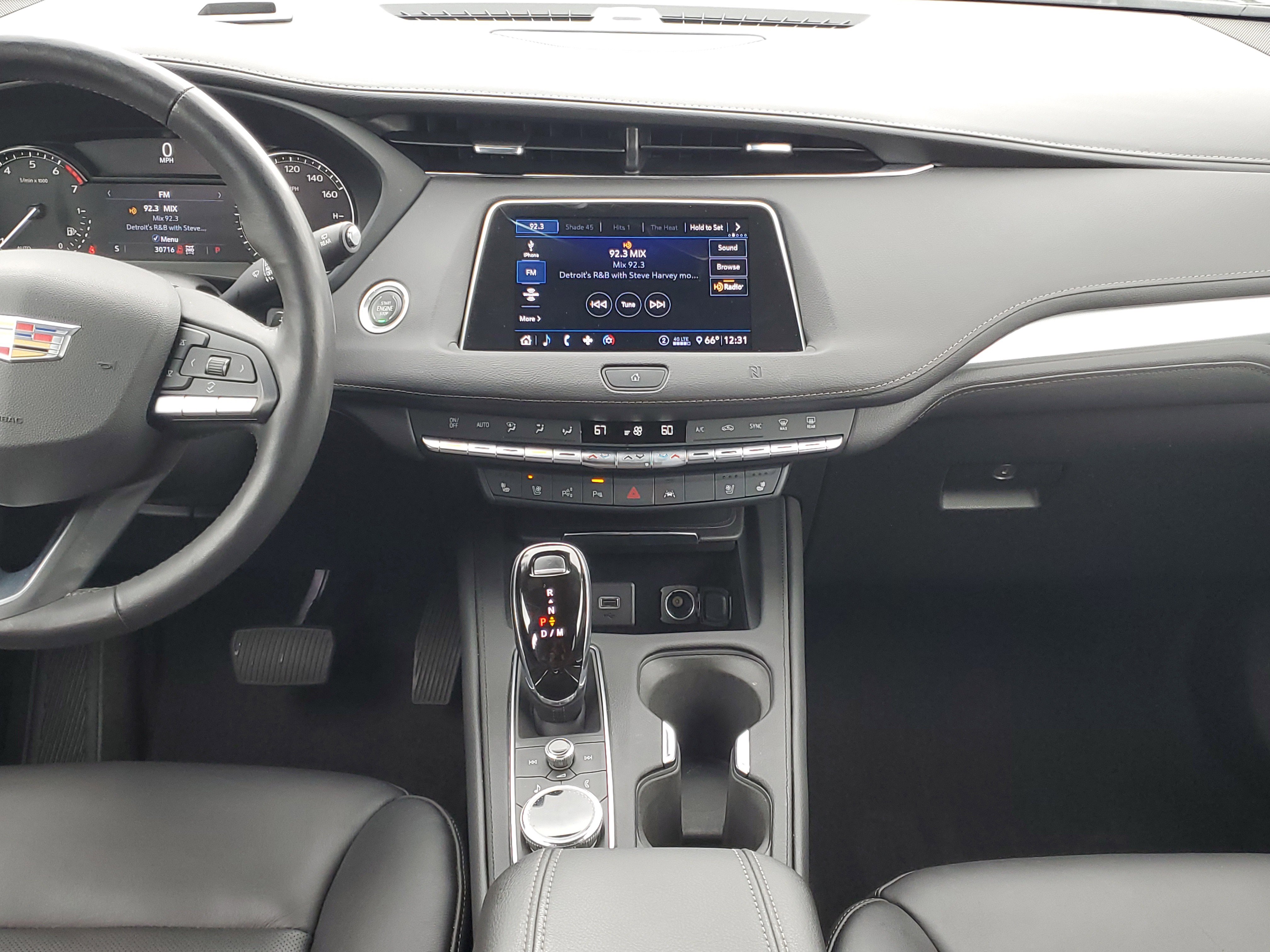 Used 2020 Cadillac XT4 Premium Luxury w/ Enhanced Visibility Package image 23