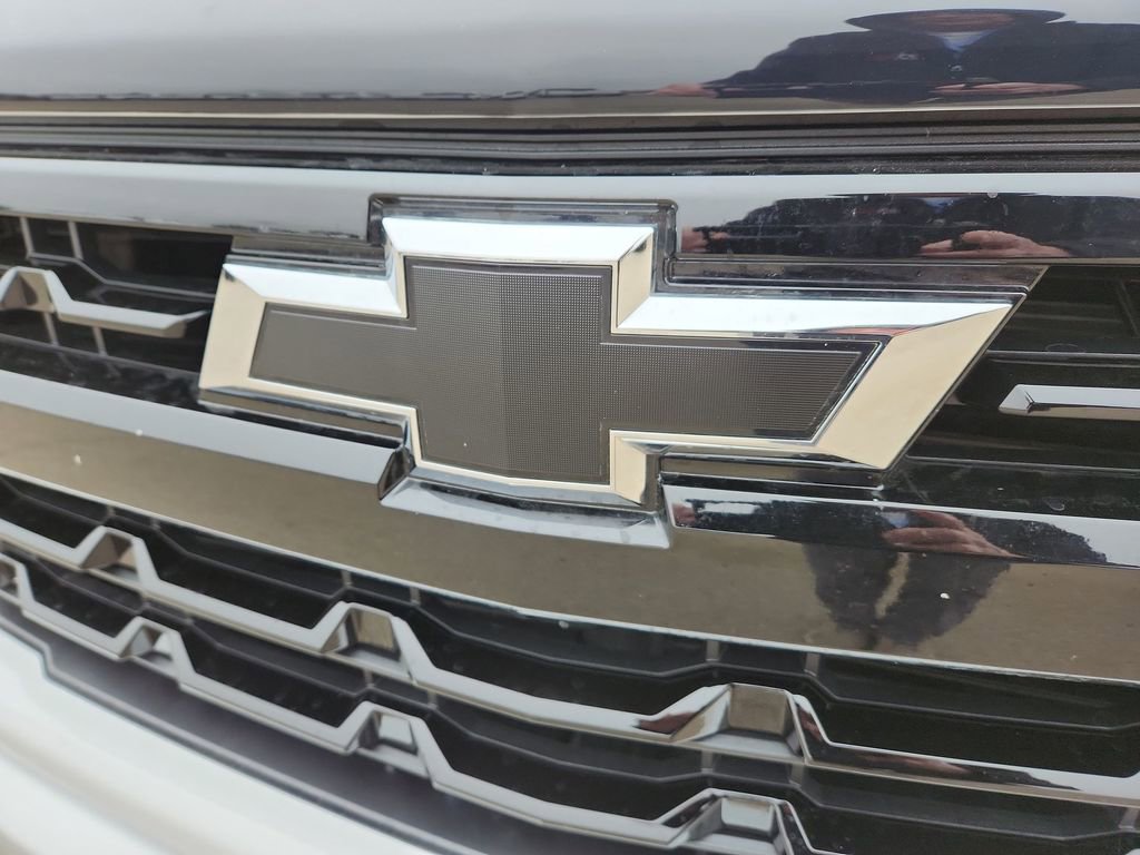 Certified 2024 Chevrolet Silverado 1500 RST w/ Redline Edition AWD/4WD image 49