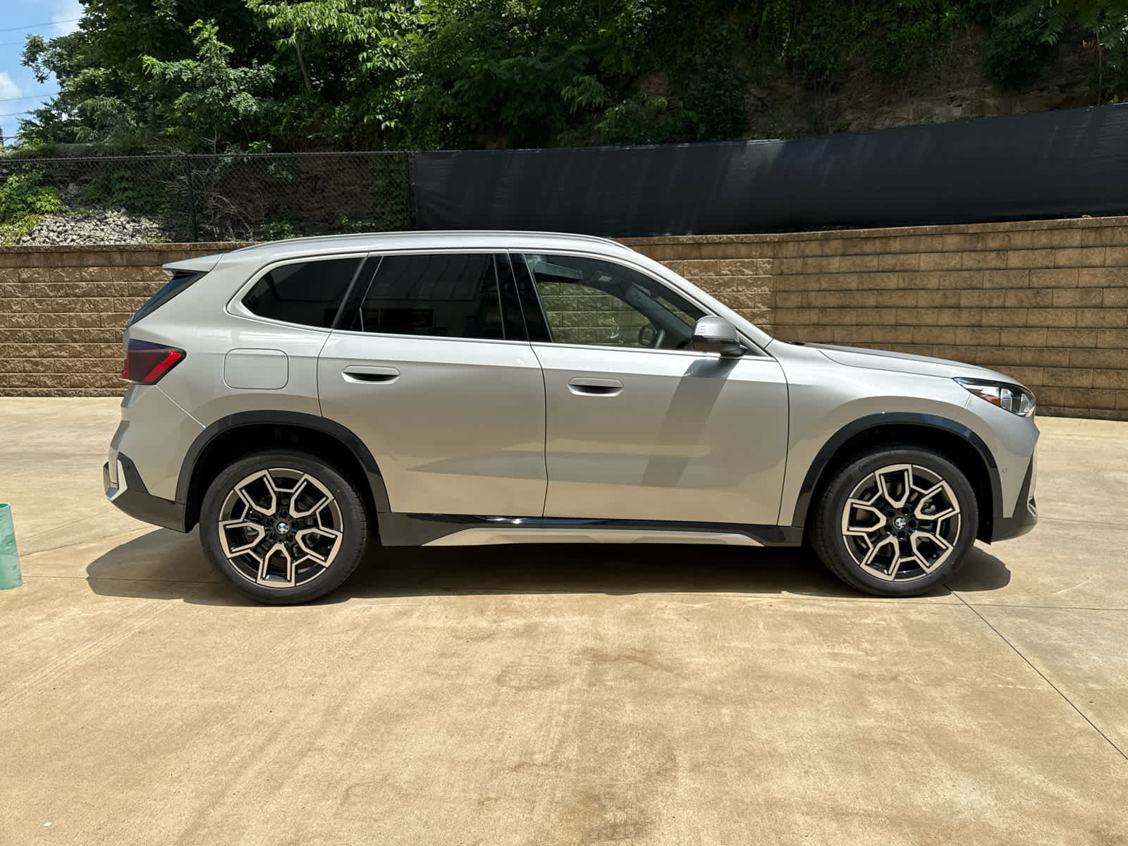 Used 2025 BMW X1 xDrive28i w/ Convenience Package AWD/4WD image 7
