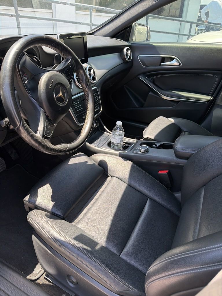 Used 2016 Mercedes-Benz CLA 250 4MATIC image 7
