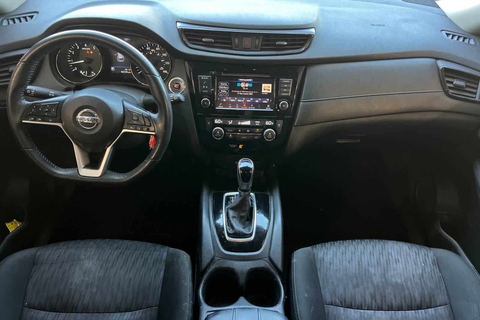 Used 2019 Nissan Rogue SV FWD image 4