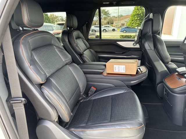 New 2025 Lincoln Navigator L Black Label image 22